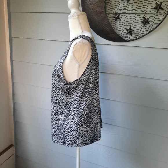 Rails The Resort Tank - Picture 5 of 6